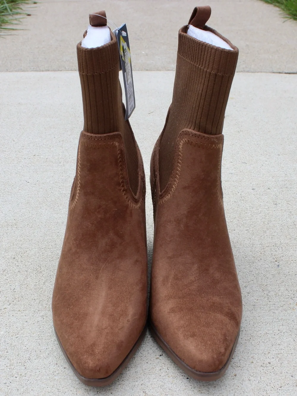 Universal Thread Kinley Pull-on Ankle Boots Women's Sz 8.5